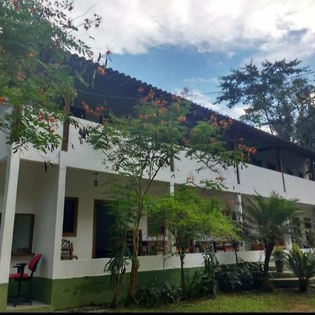 Pousada Villa Da Gama Araquari Exteriör bild