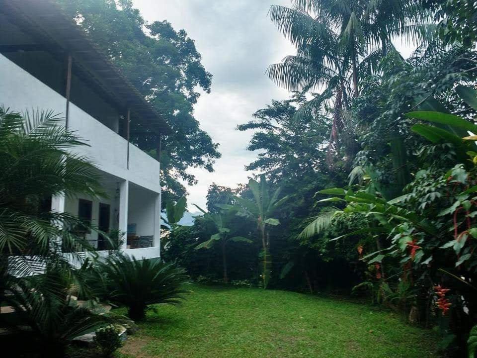 Pousada Villa Da Gama Araquari Exteriör bild